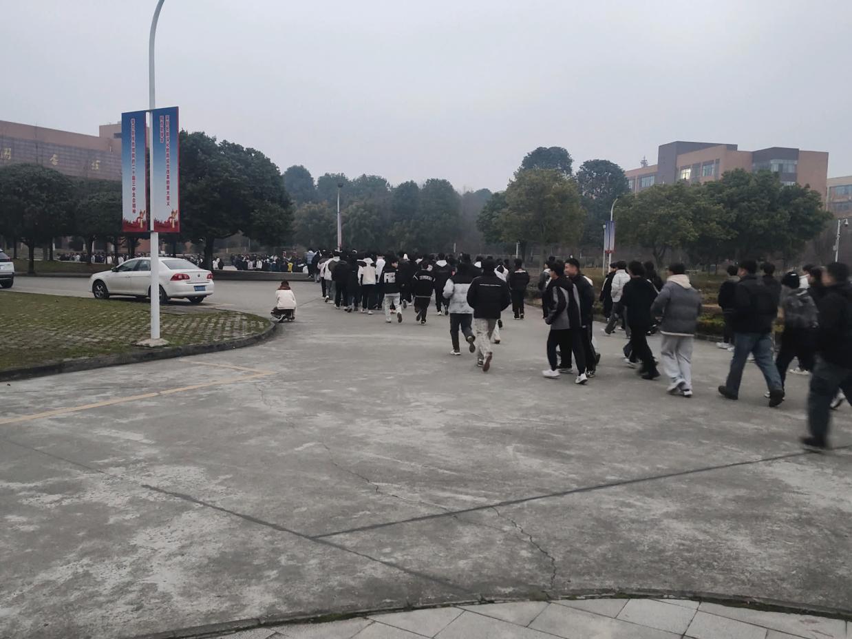 疏散演练2.jpg